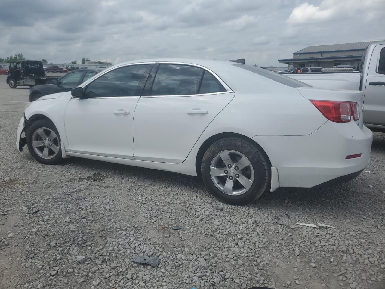 2014 Chevrolet Malibu Ls - Фото 2