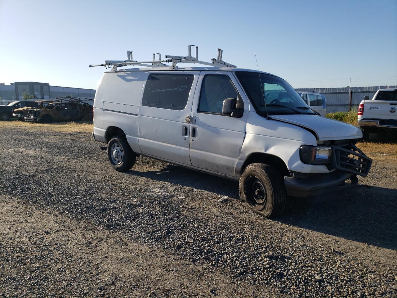 2004 Ford Econoline E350 Super Duty Van - Фото 4