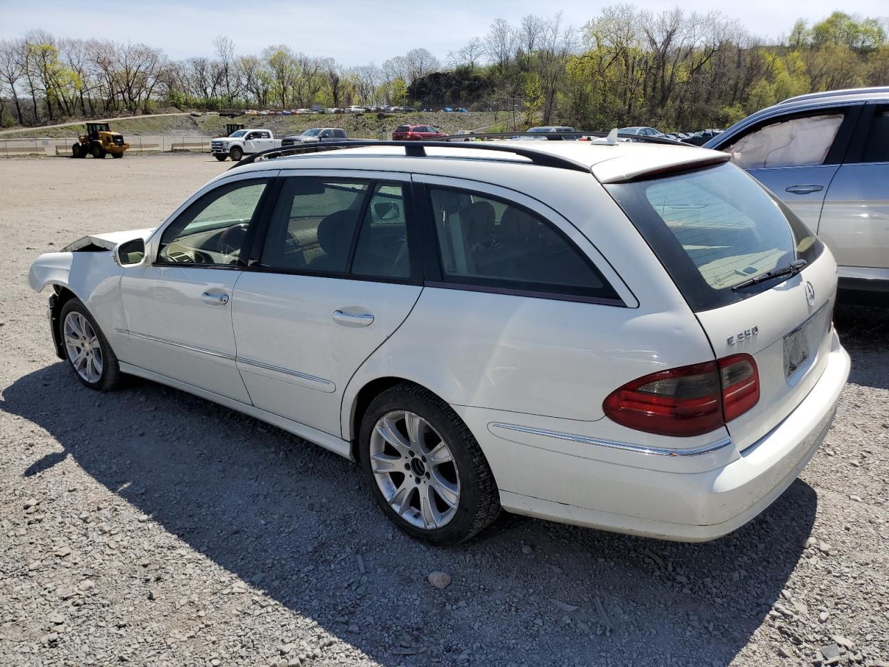 2009 Mercedes-Benz E 350 4Matic - Image 2