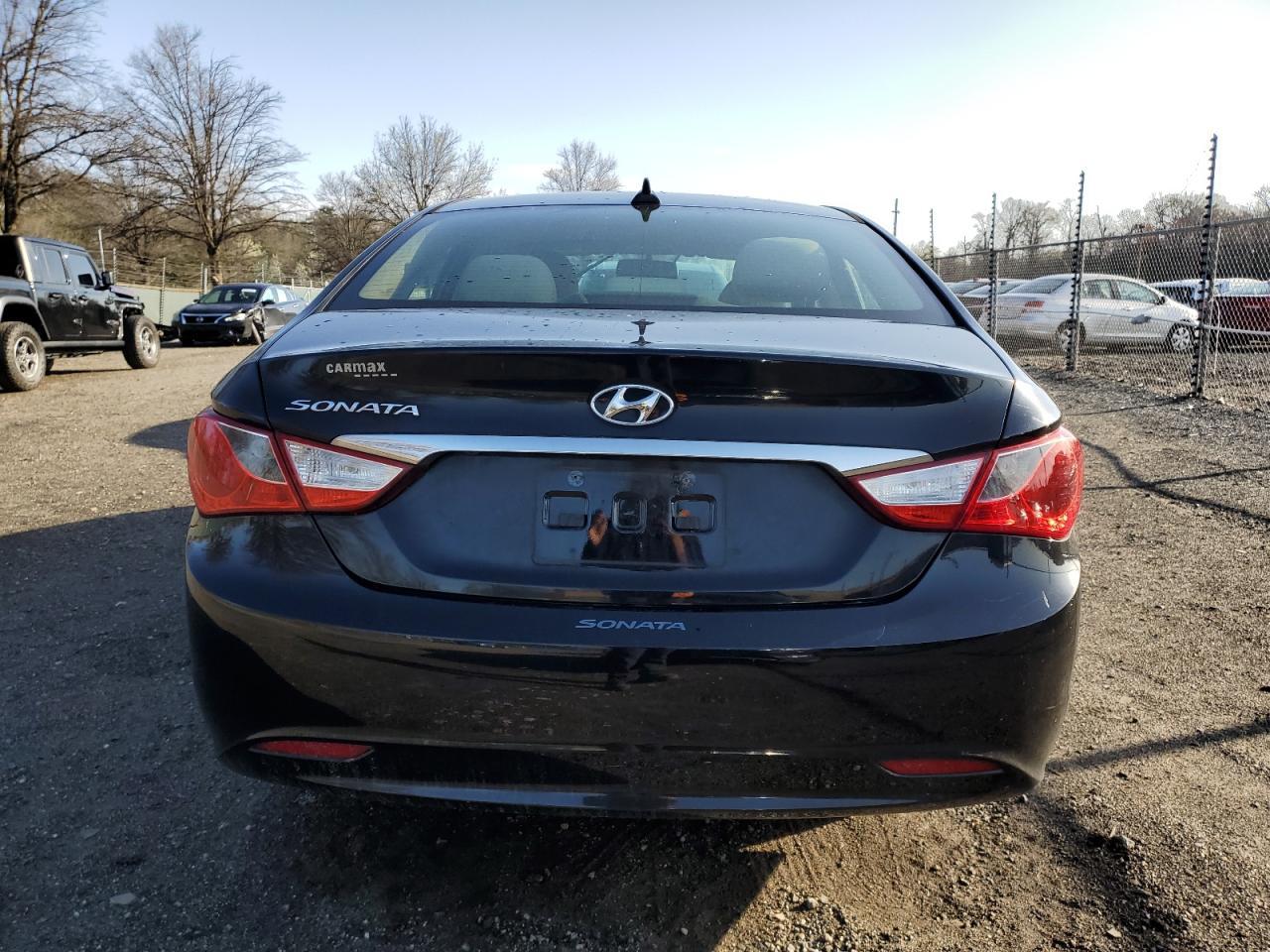 2013 Hyundai Sonata Gls - Image 6