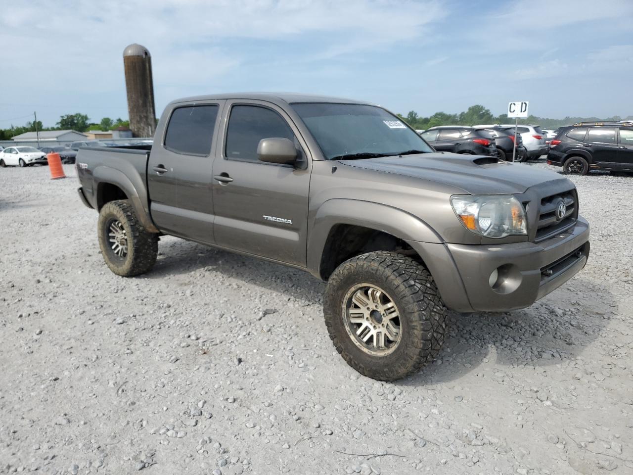 2010 Toyota Tacoma Double Cab - Фото 4
