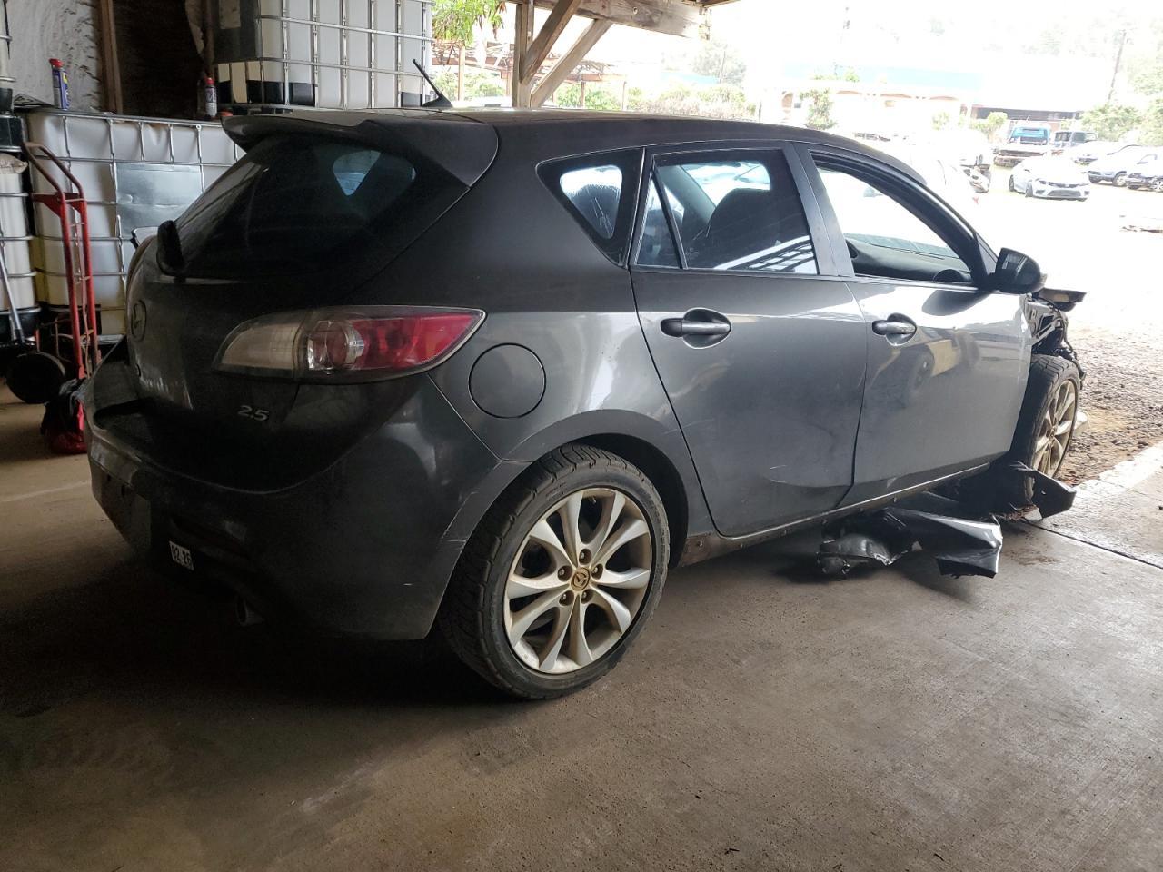 2011 Mazda 3 S - Image 3