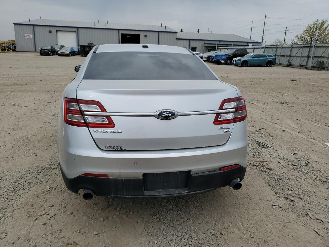 2019 Ford Taurus Sel - Image 6