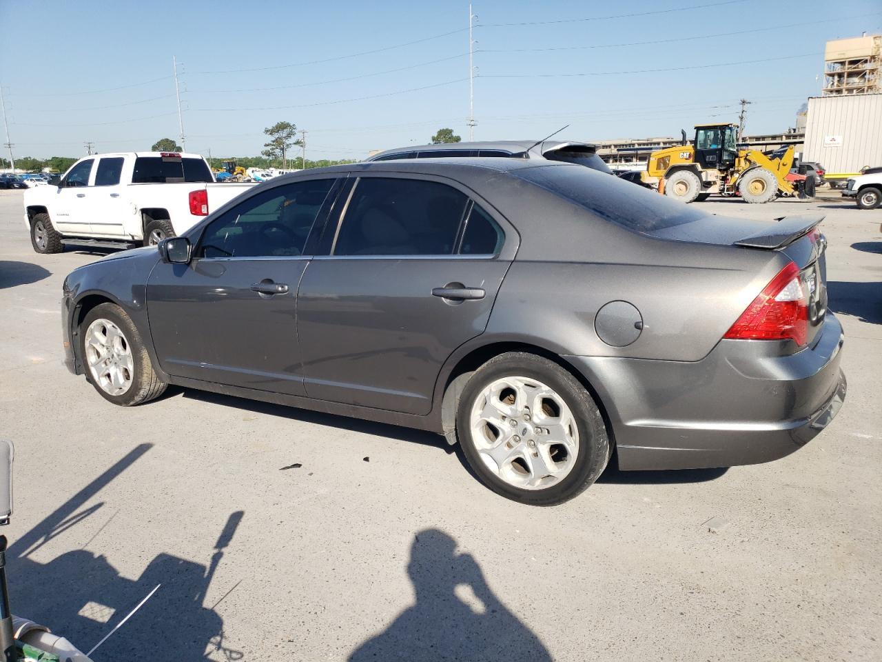 2011 Ford Fusion Se - Фото 2