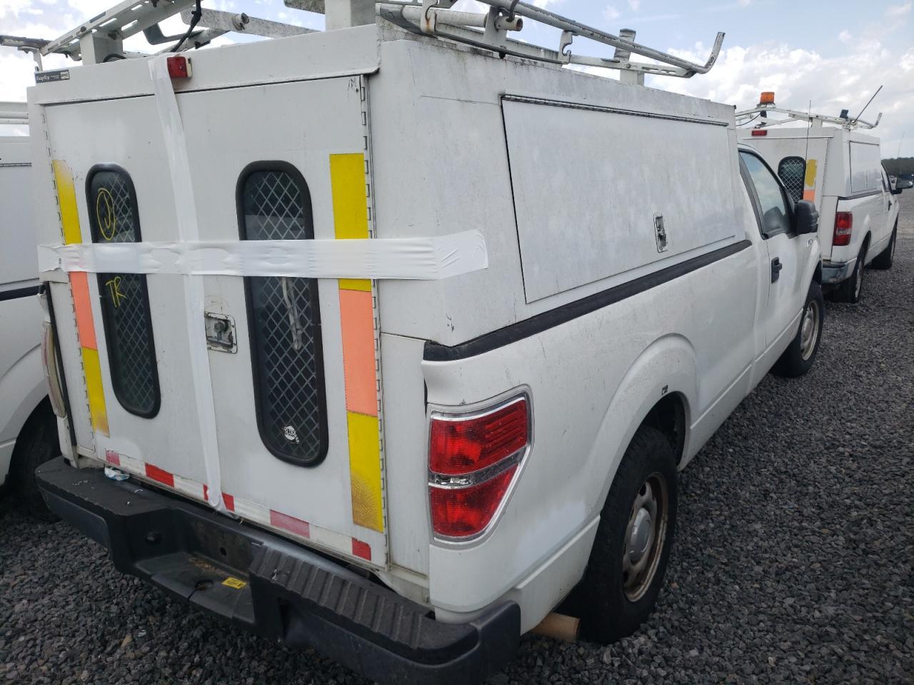 2010 Ford F150 - Image 3