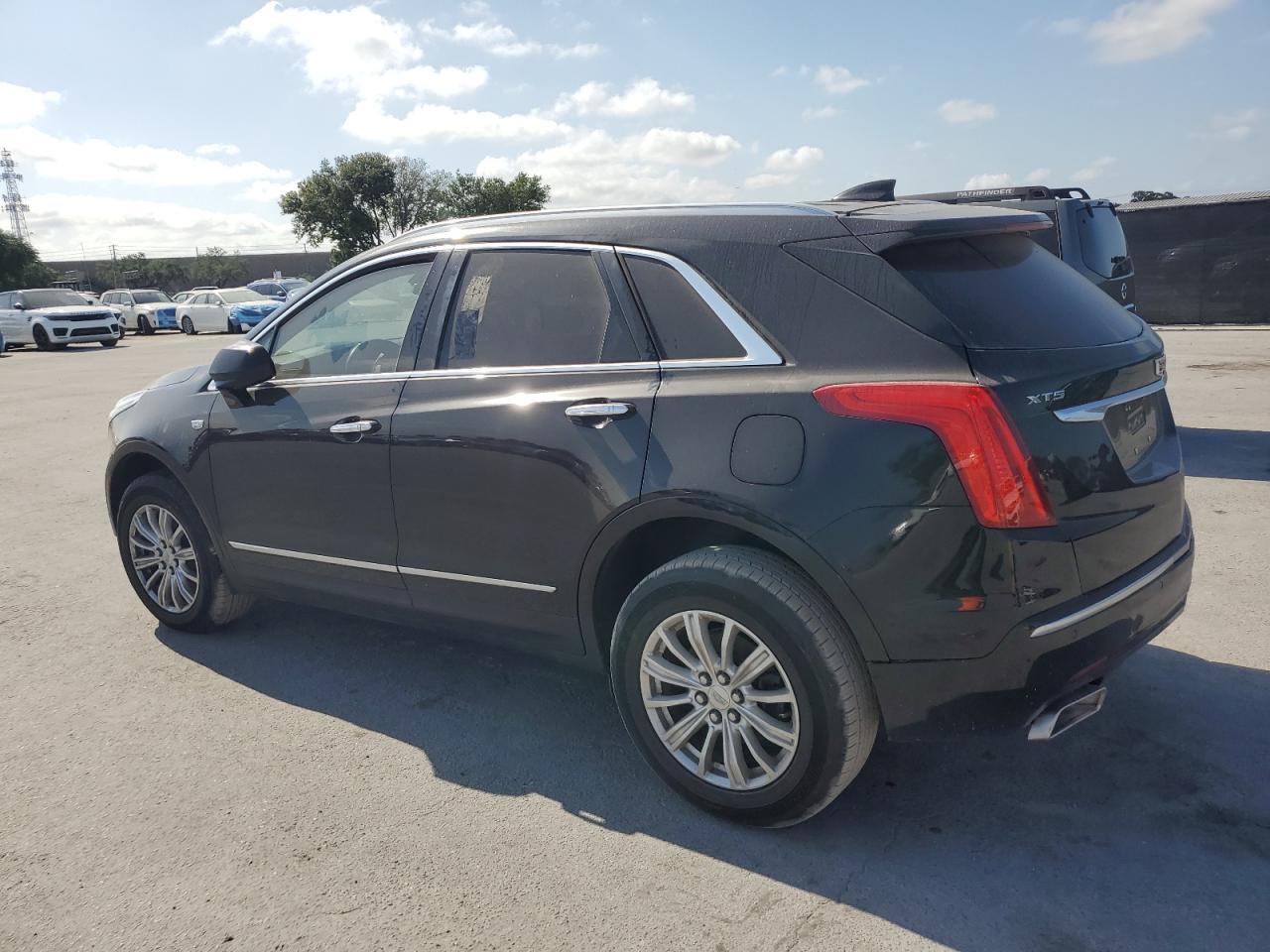 2017 Cadillac Xt5 - Фото 2