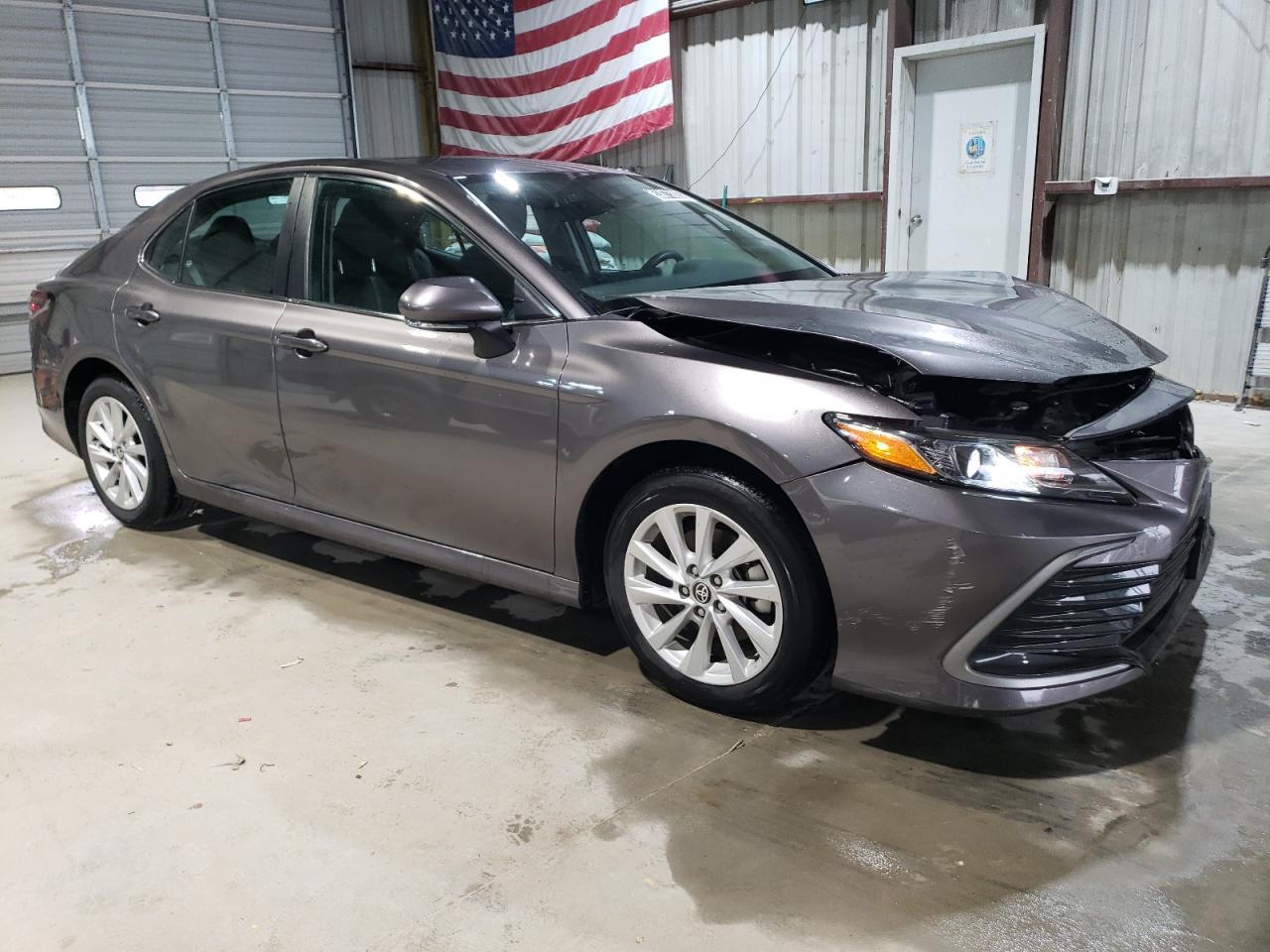 2024 Toyota Camry Le - Image 4