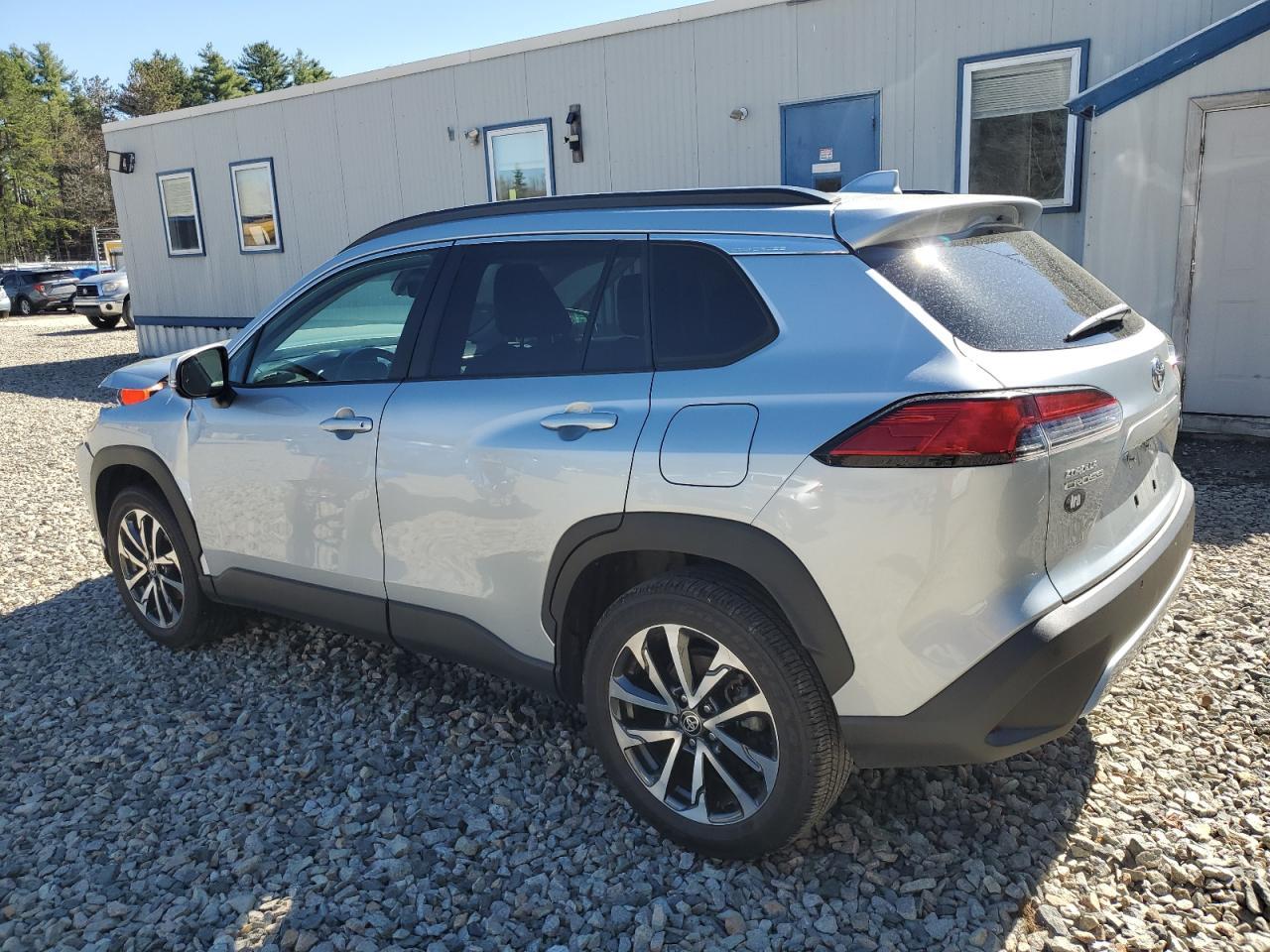 2023 Toyota Corolla Cross Xle - Фото 2