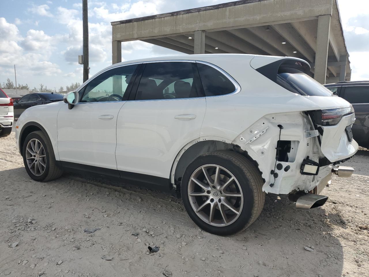 2023 Porsche Cayenne Base - Фото 2