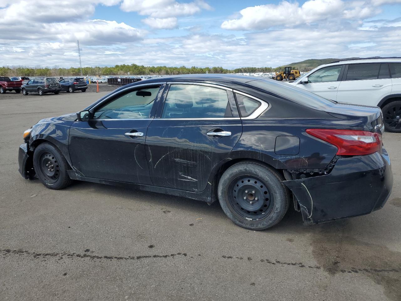 2018 Nissan Altima 2.5 - Фото 2