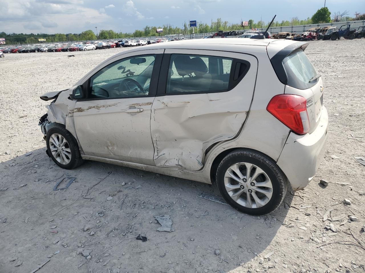2020 Chevrolet Spark 1Lt - Фото 2