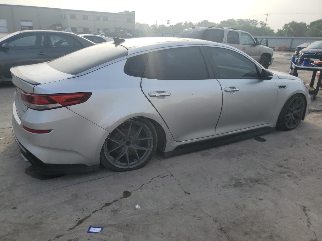 2019 Kia Optima Sx - Image 3