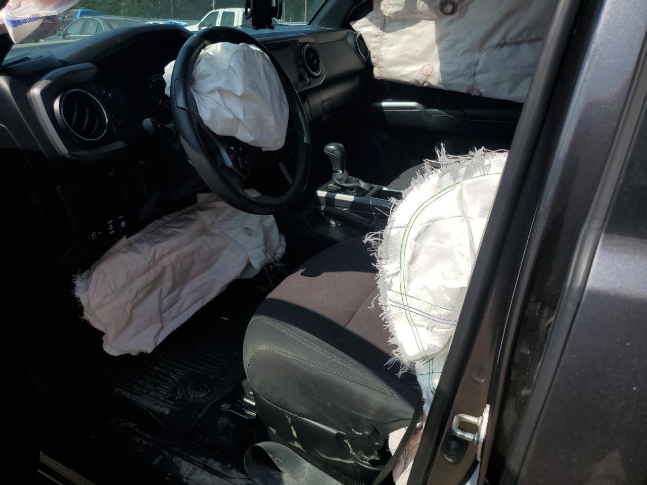 2017 Toyota Tacoma Double Cab - Фото 7