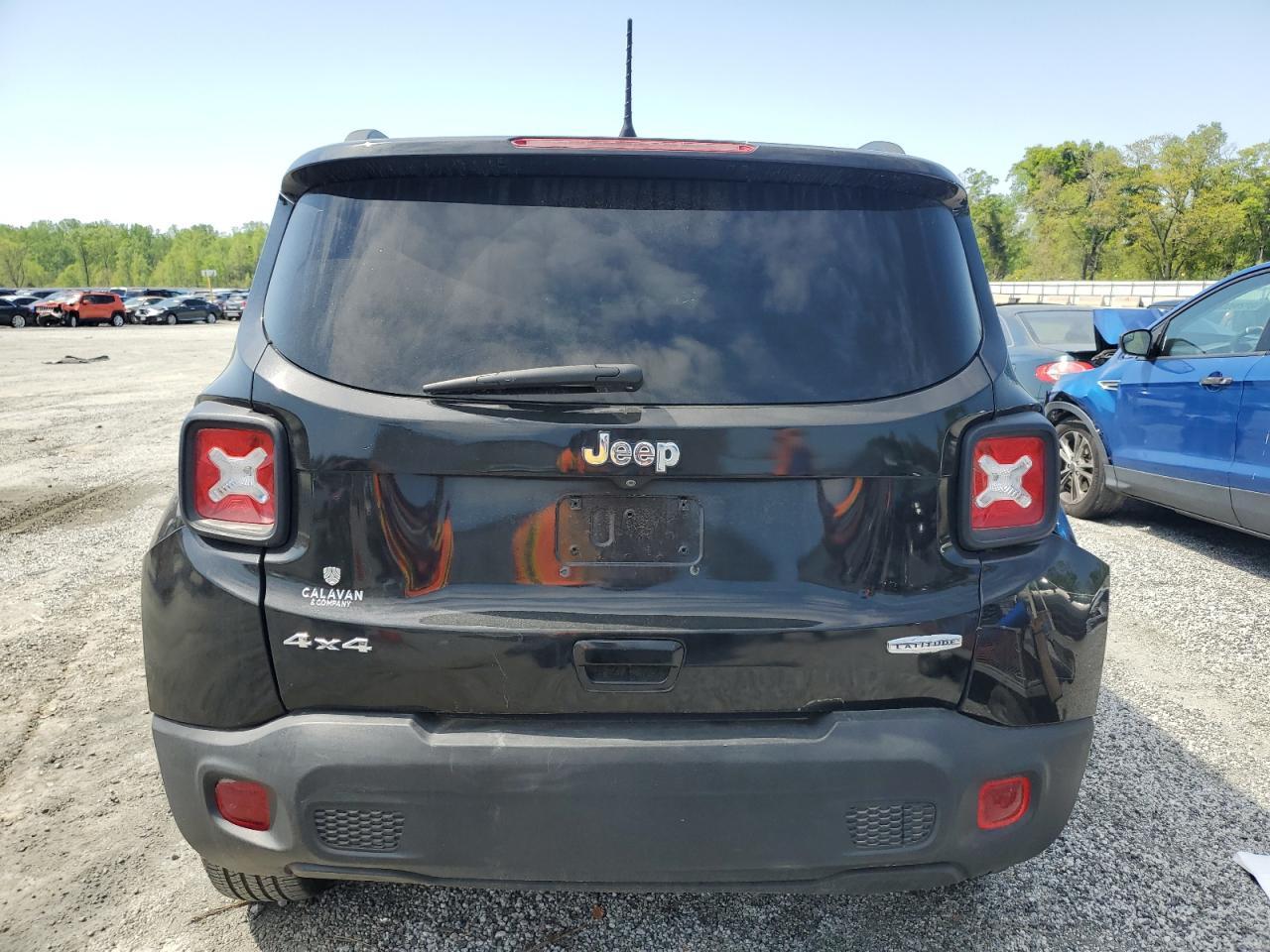 2019 Jeep Renegade Latitude - Image 6