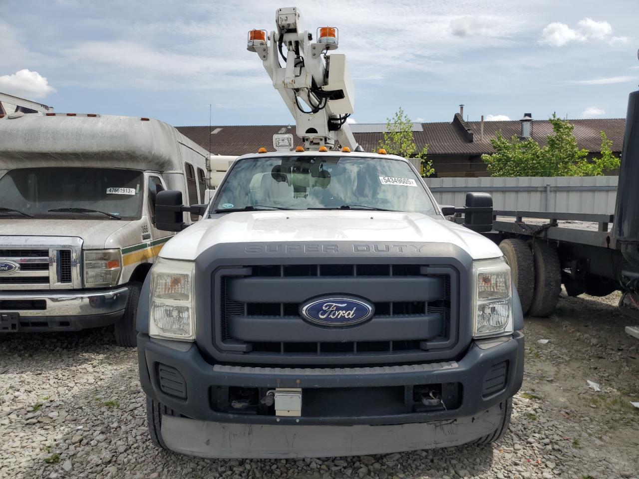 2013 Ford F450 Super Duty - Image 5