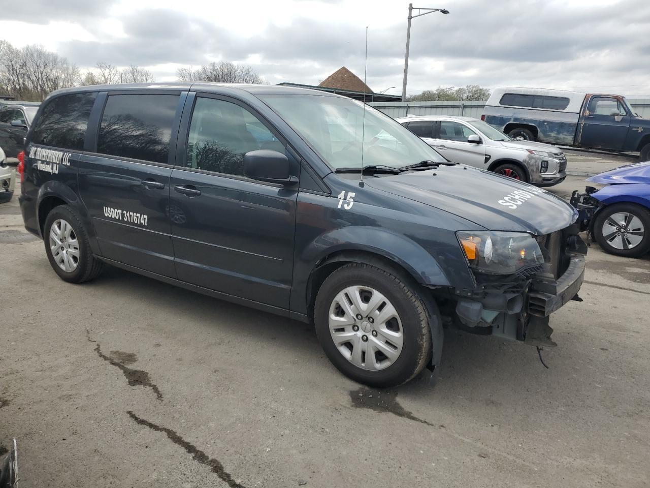 2014 Dodge Grand Caravan Se - Image 4