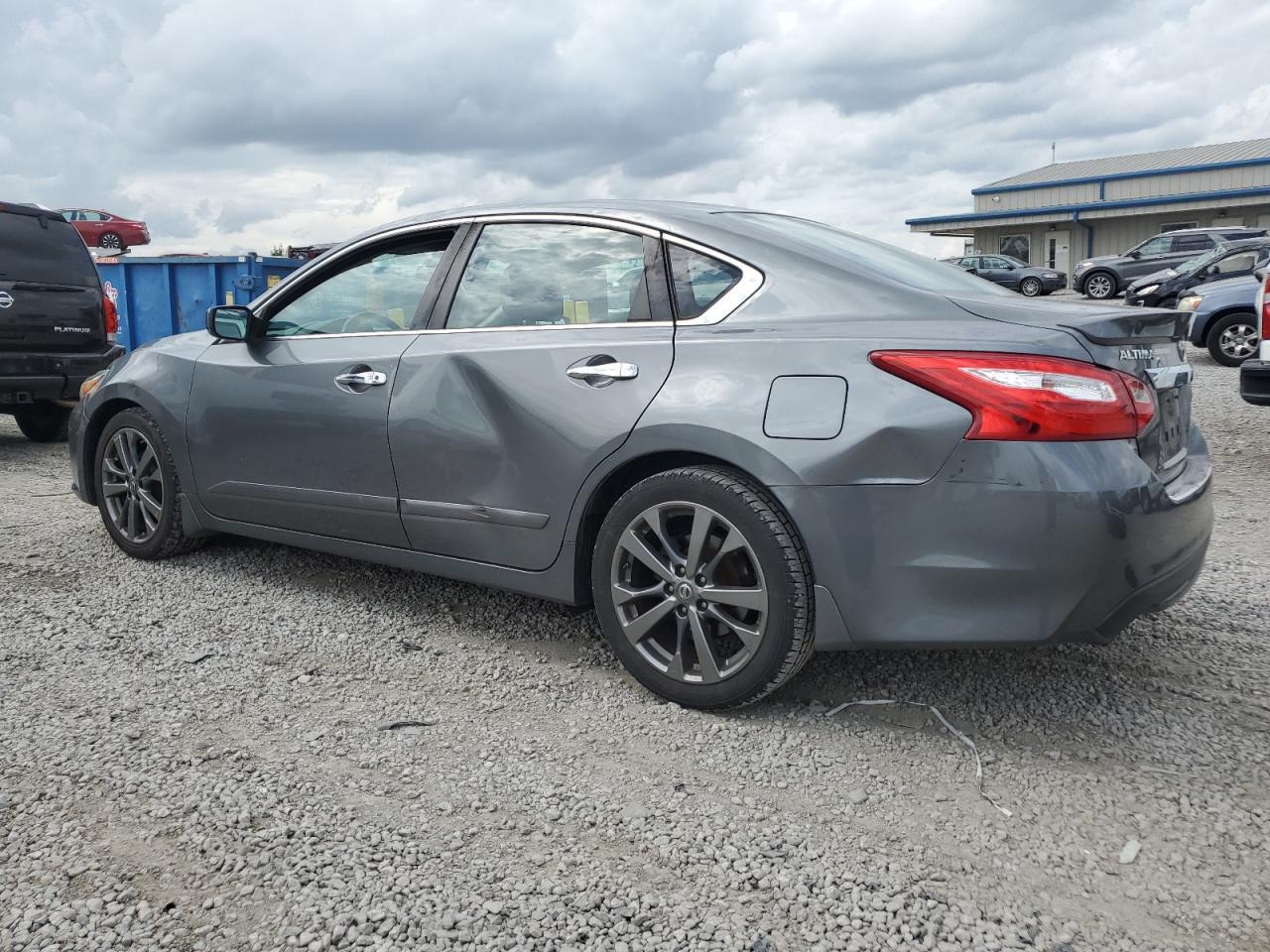 2016 Nissan Altima 2.5 - Image 2