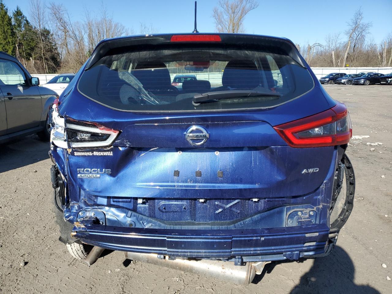 2021 Nissan Rogue Sport S - Фото 6