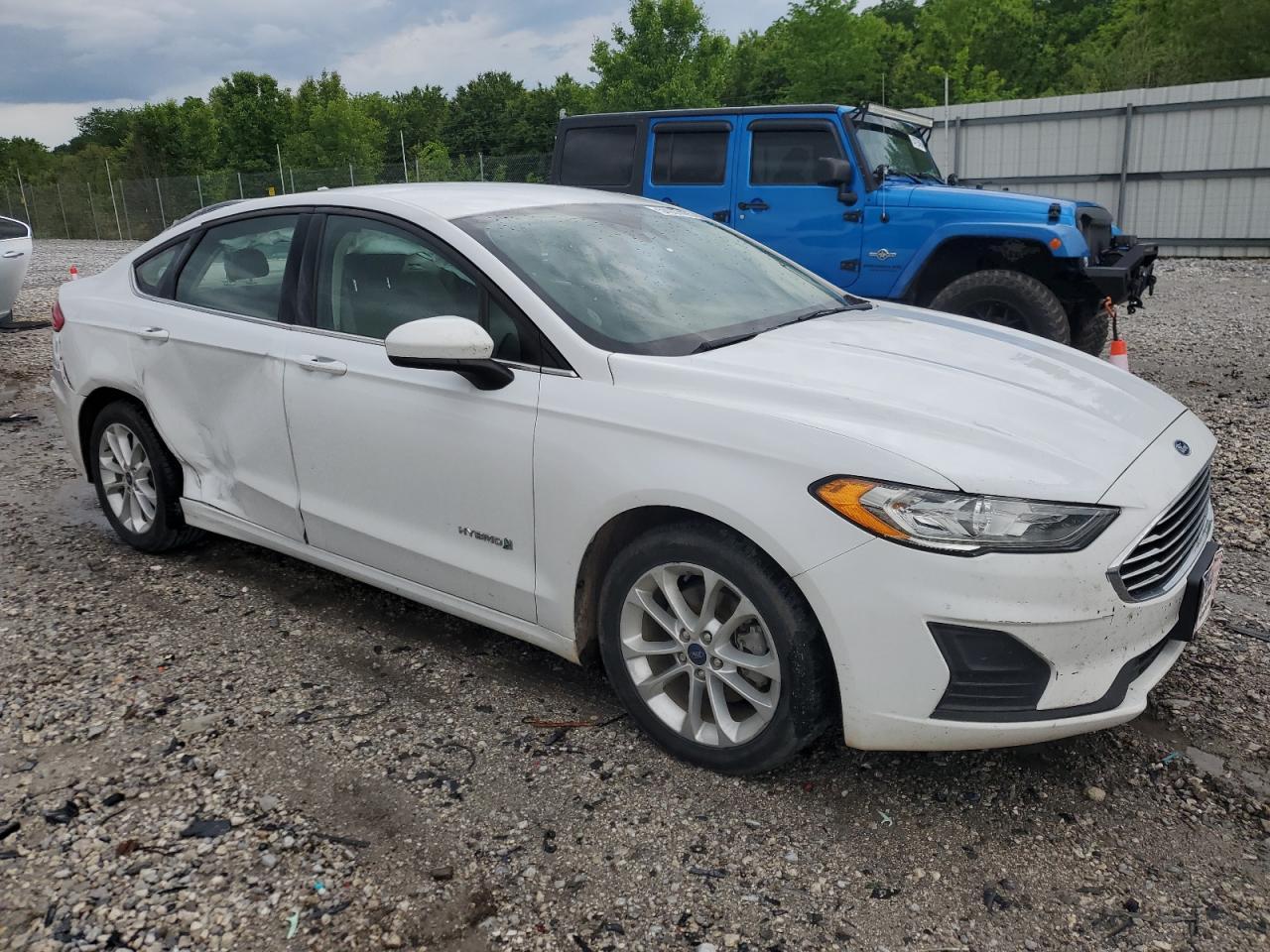 2019 Ford Fusion Se - Image 4