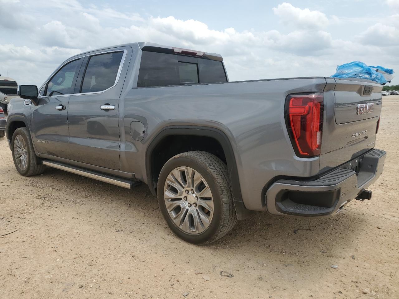 2022 GMC Sierra Limited K1500 Denali - Image 2
