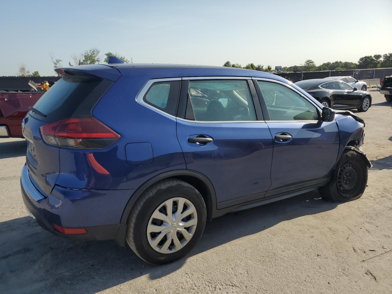 2020 Nissan Rogue S - Фото 3