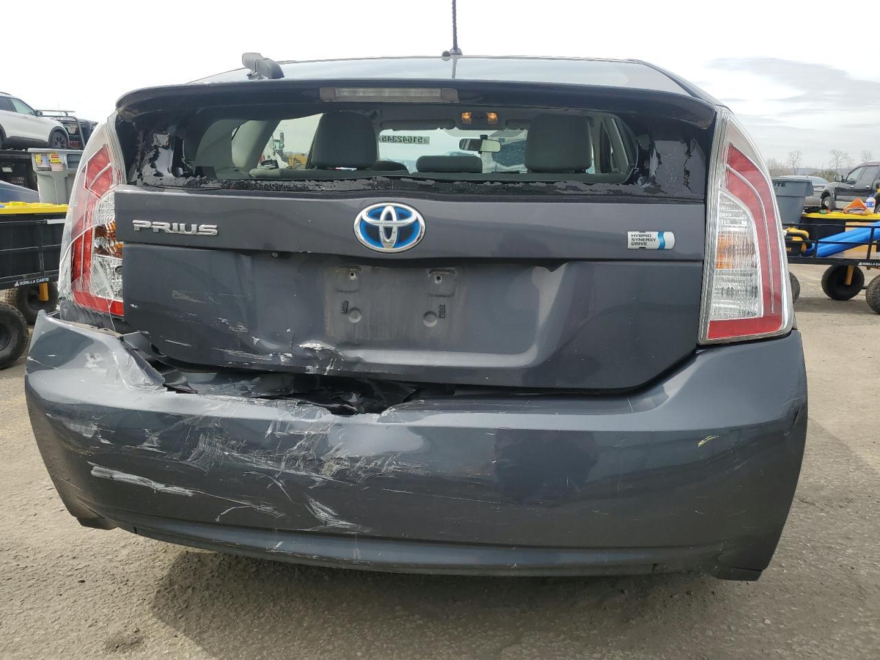 2012 Toyota Prius - Фото 6