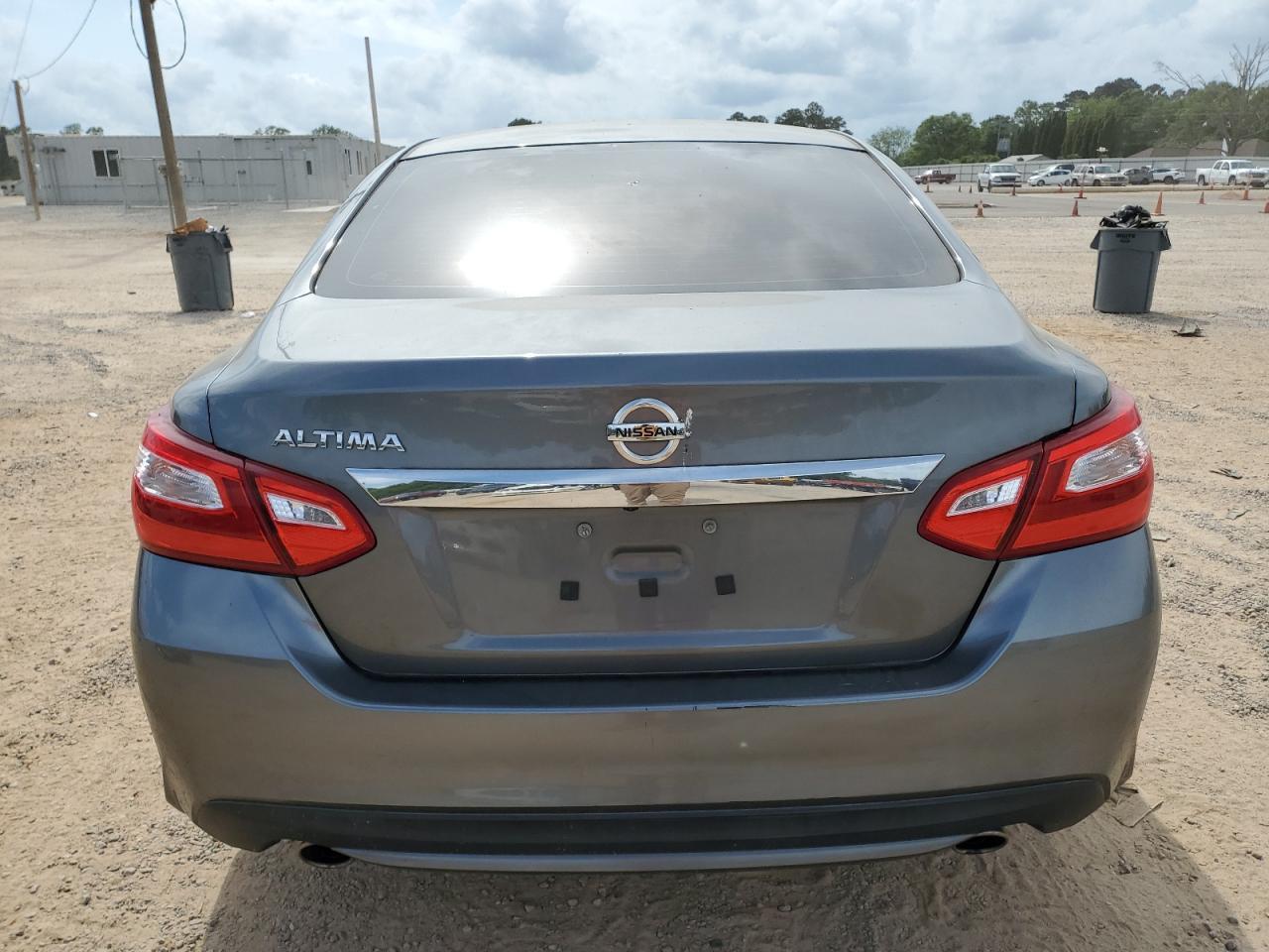 2016 Nissan Altima 2.5 - Image 6