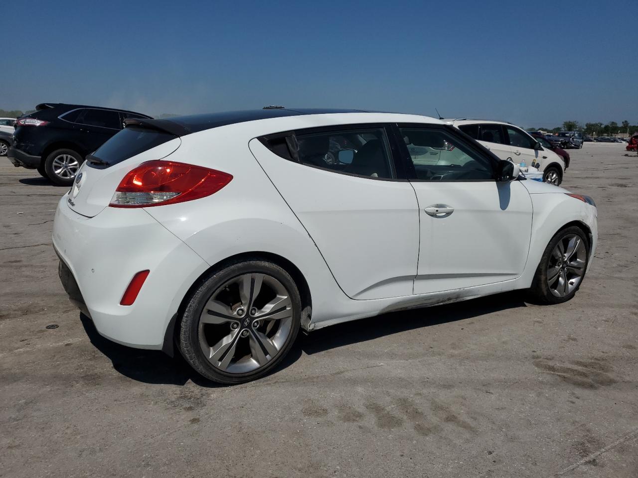 2012 Hyundai Veloster - Фото 3