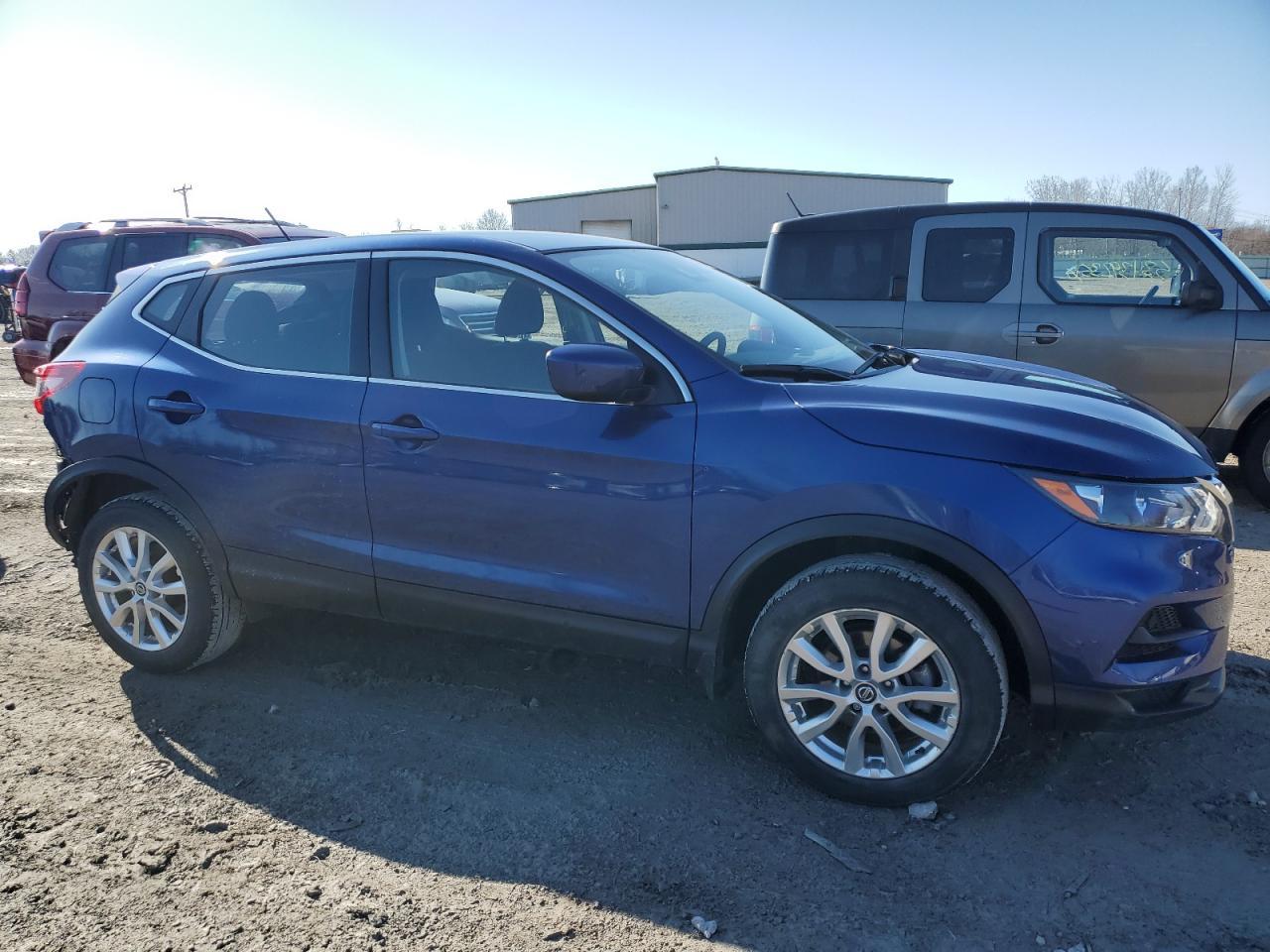 2021 Nissan Rogue Sport S - Фото 4