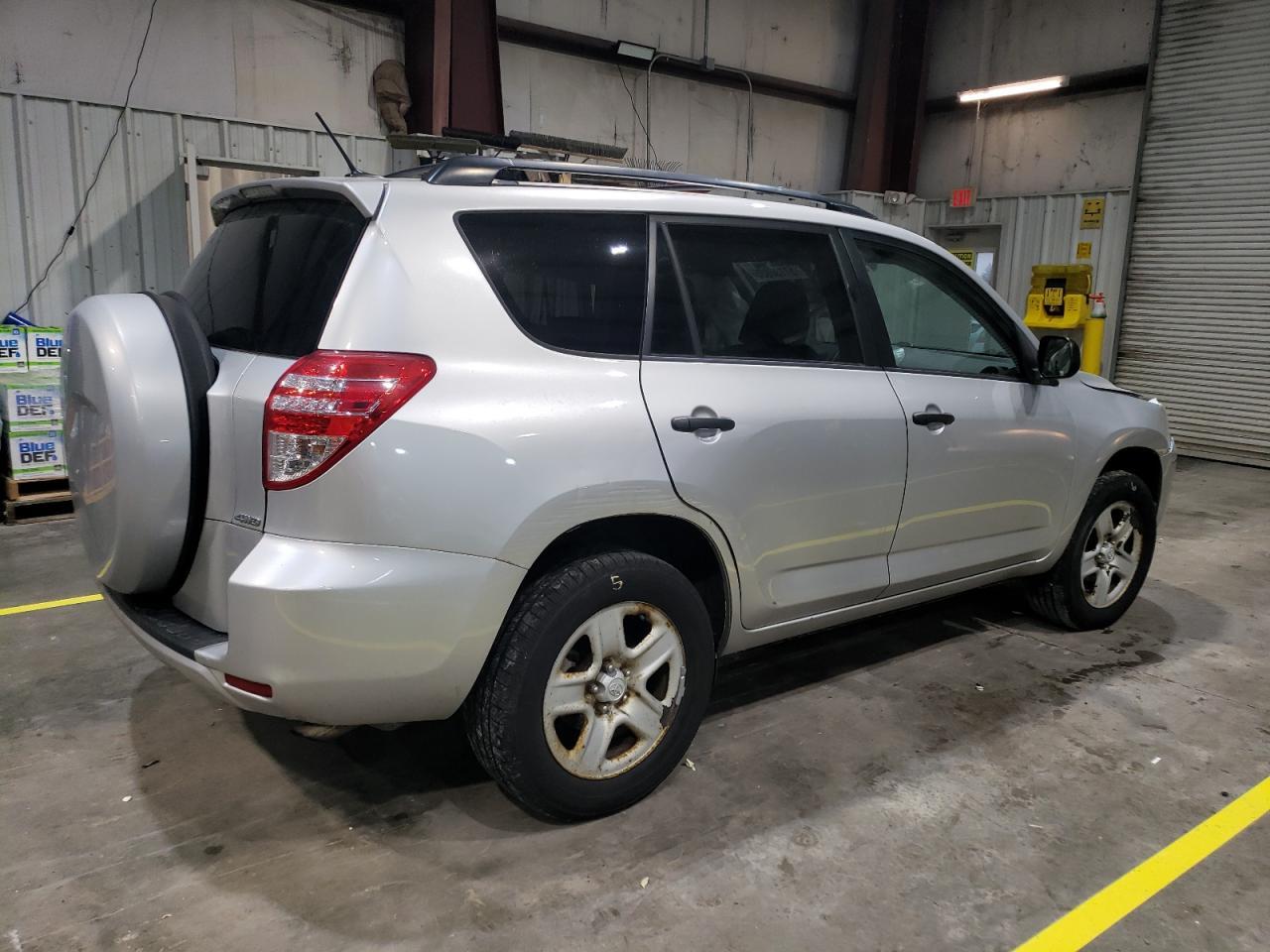 2010 Toyota Rav4 - Фото 3