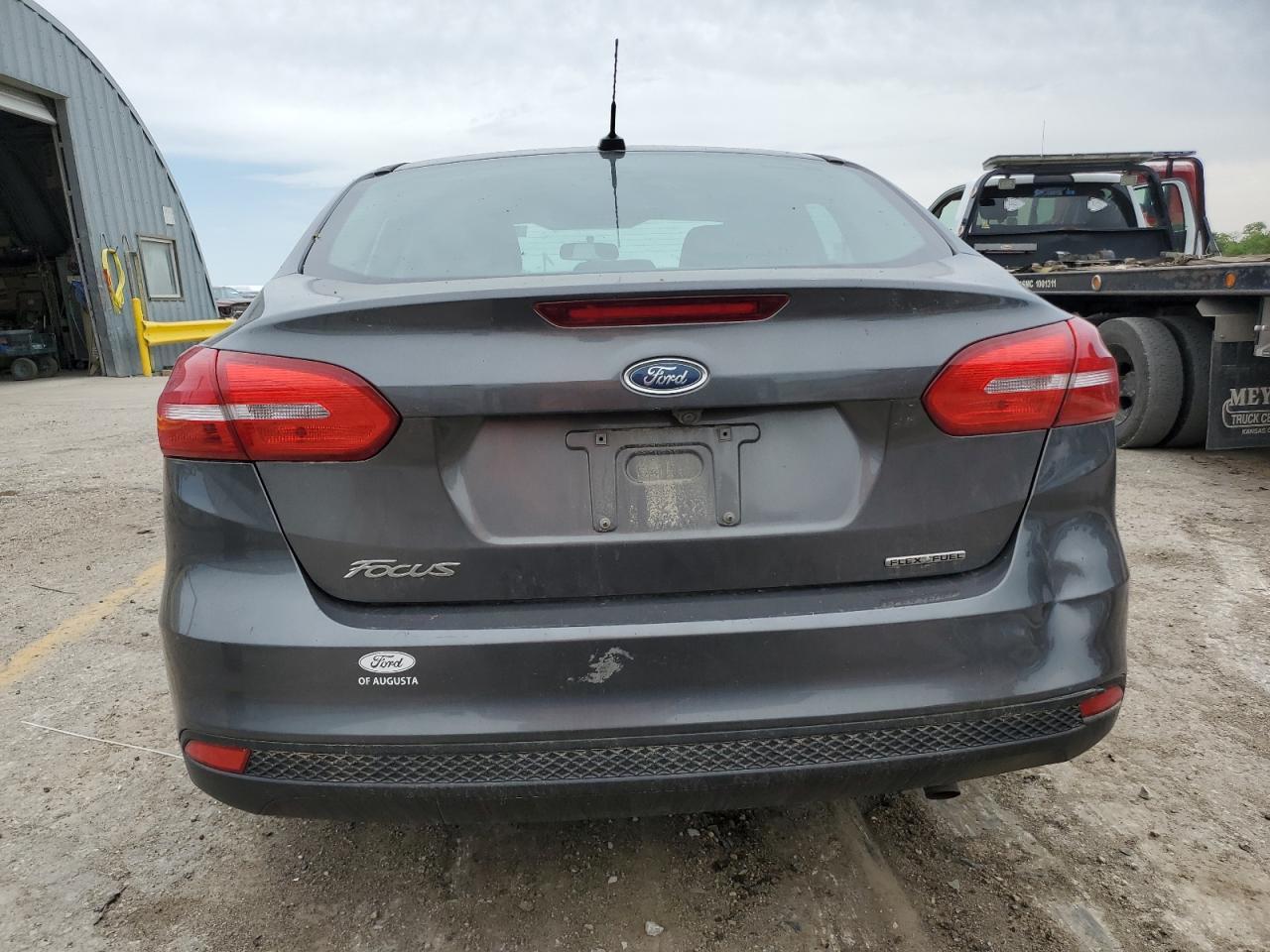 2015 Ford Focus S - Фото 6