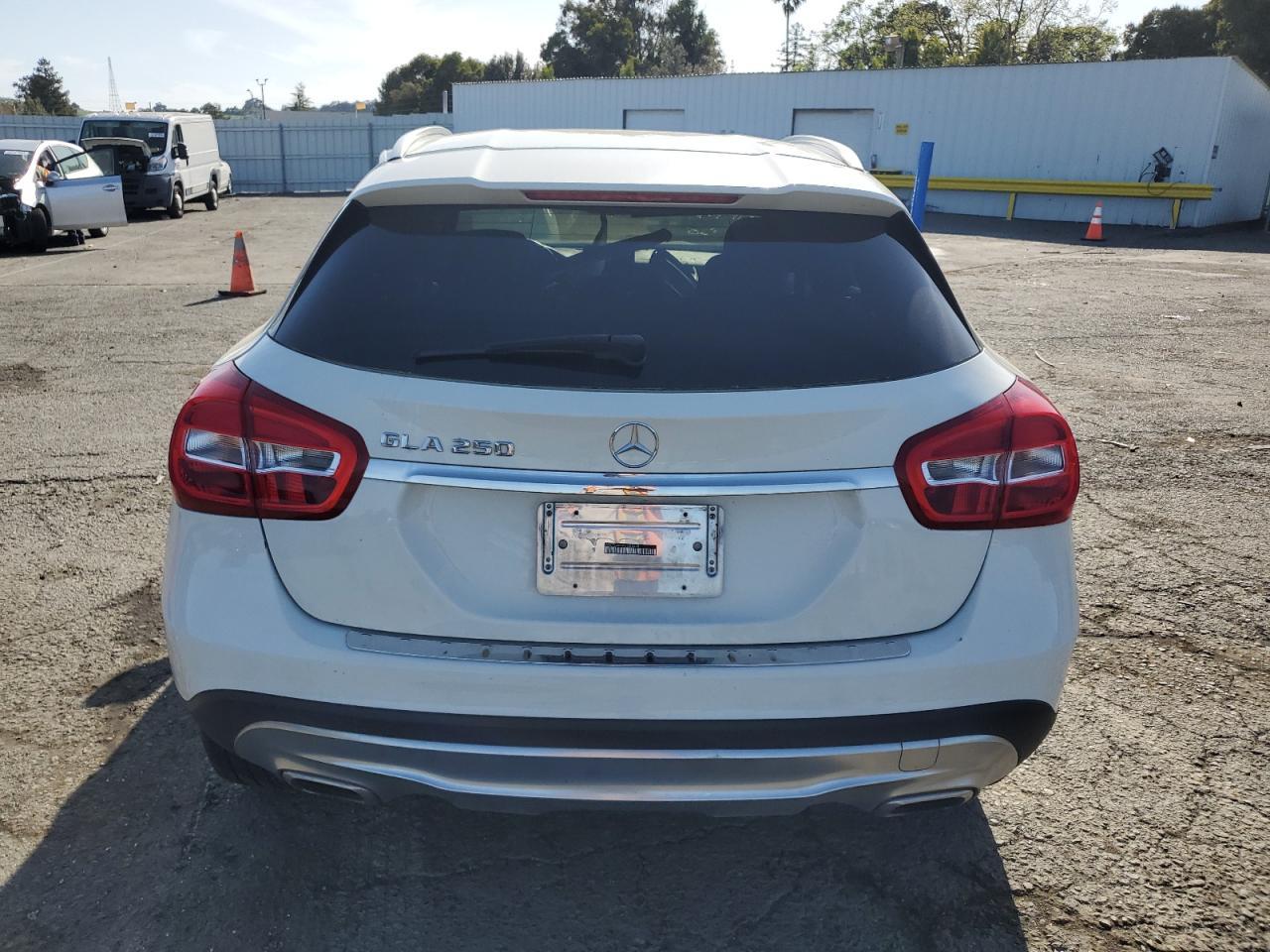 2016 Mercedes-Benz Gla 250 - Image 6