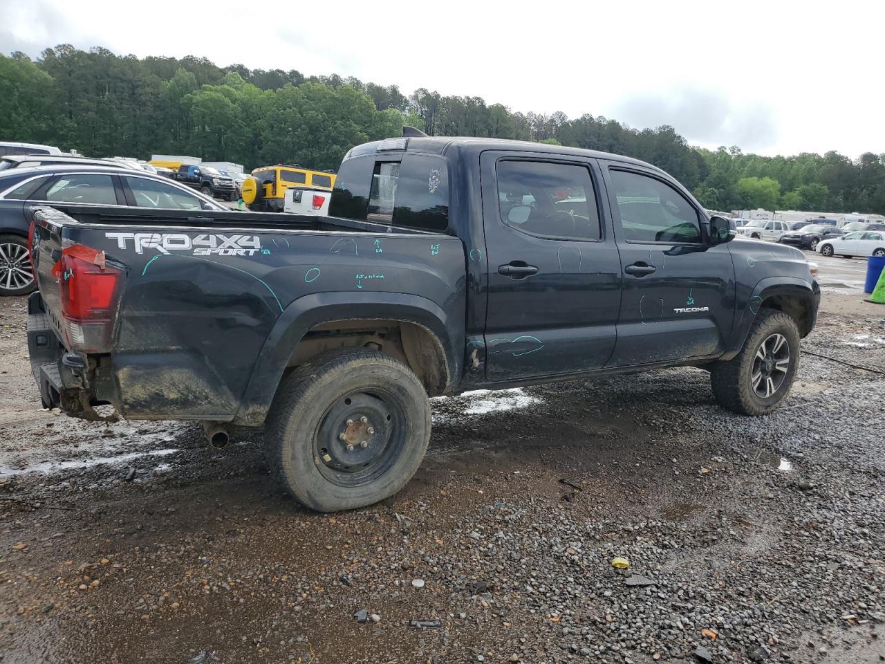2018 Toyota Tacoma Double Cab - Image 3