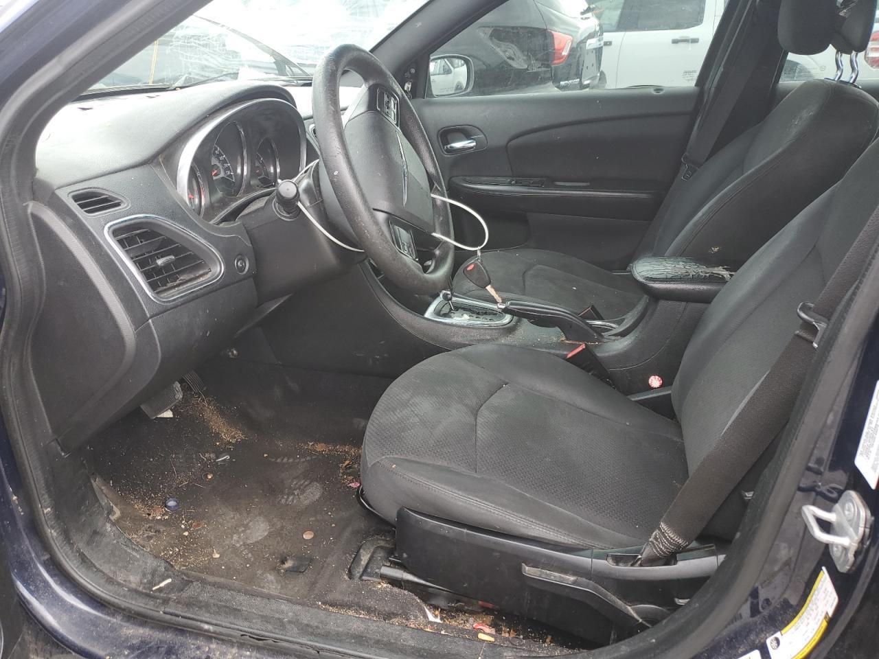 2014 Chrysler 200 Lx - Фото 7