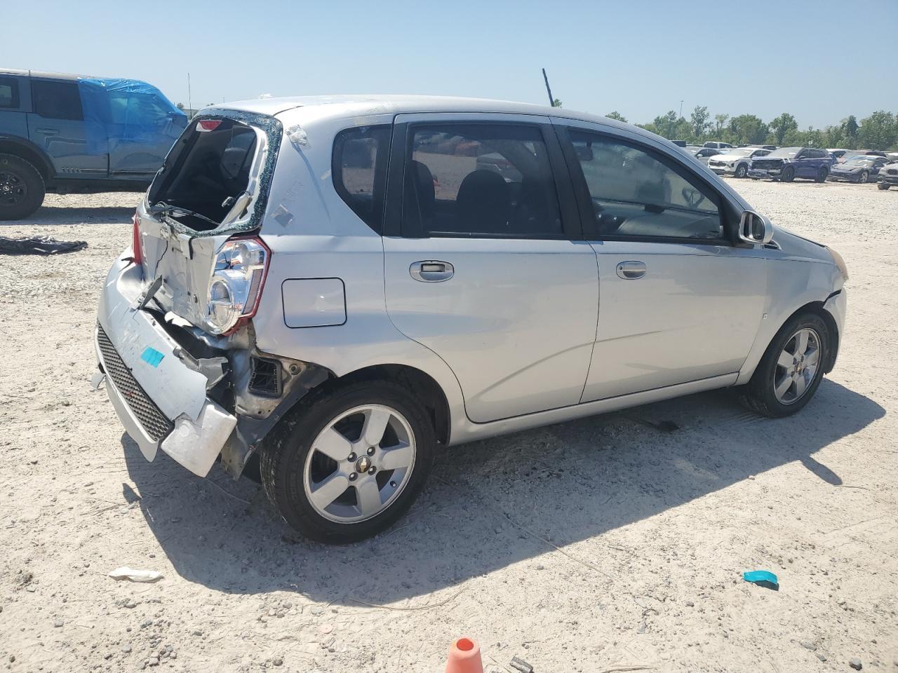 2009 Chevrolet Aveo Ls - Image 3