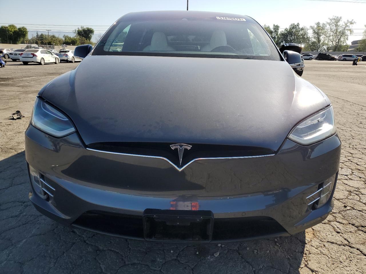 2016 Tesla Model X - Image 5