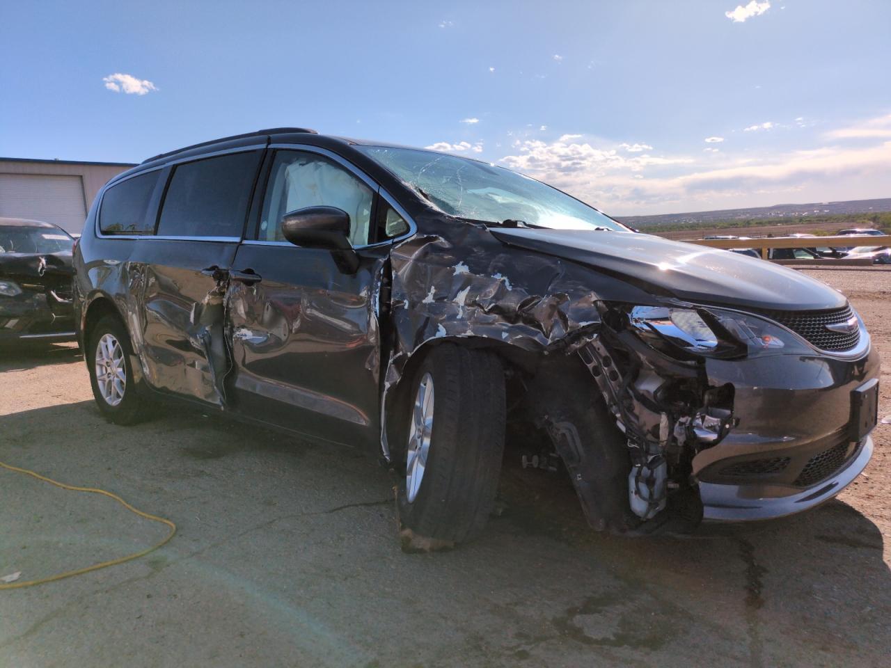2021 Chrysler Voyager Lxi - Image 4