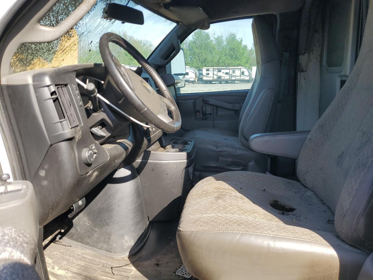 2022 Chevrolet Express G3500 - Image 7