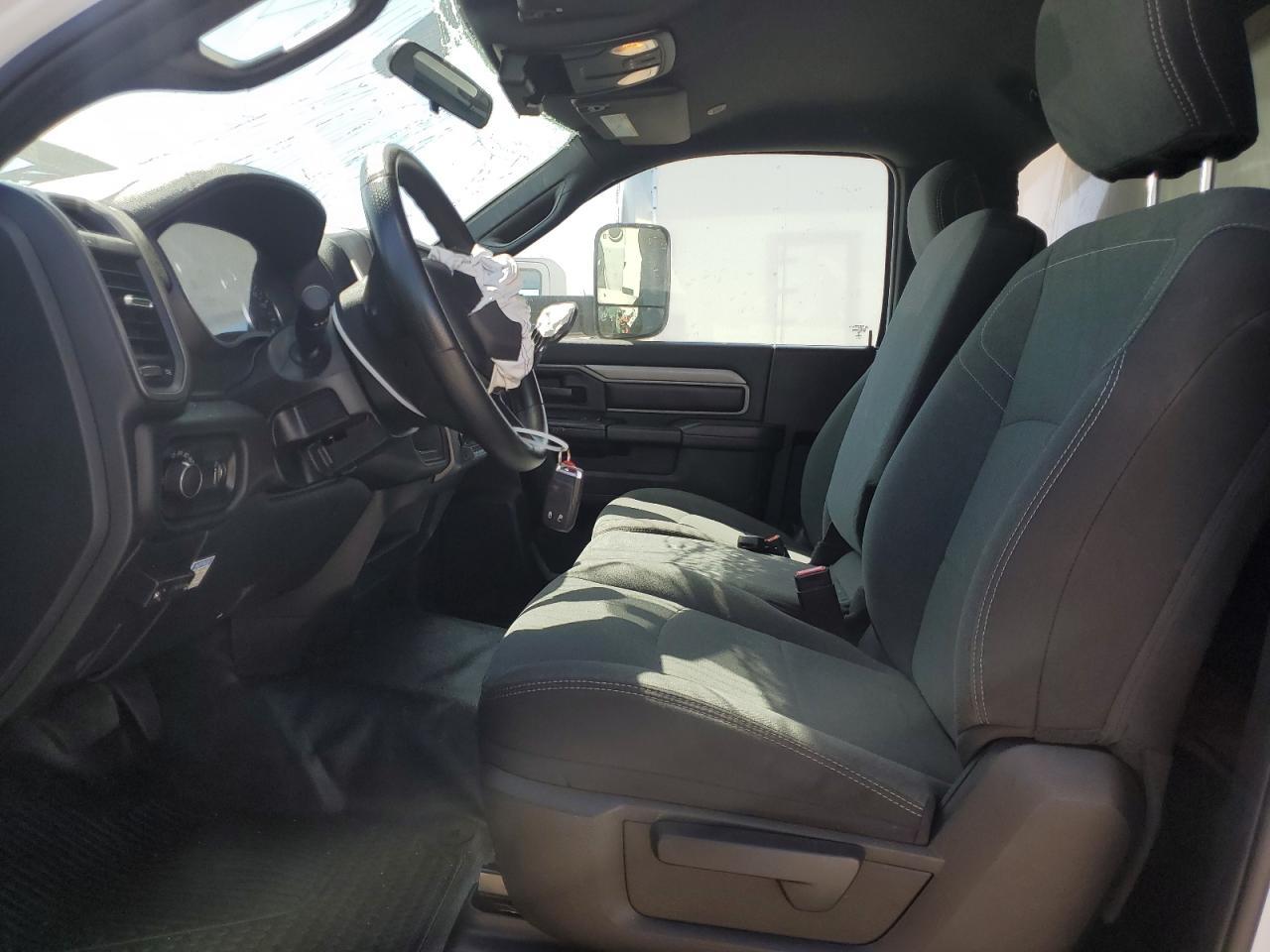 2021 Ram 5500 - Фото 7