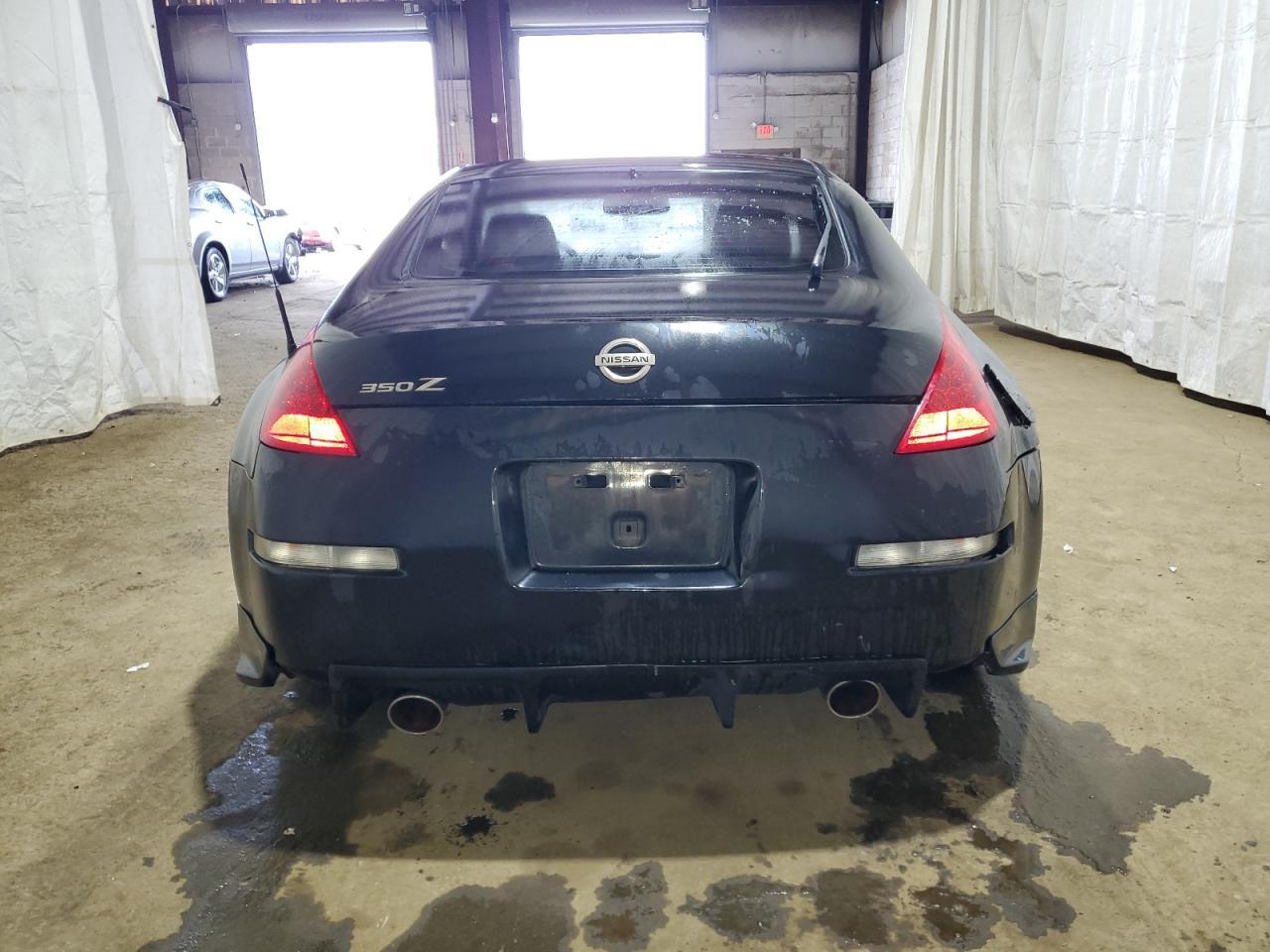 2007 Nissan 350Z Coupe - Image 6