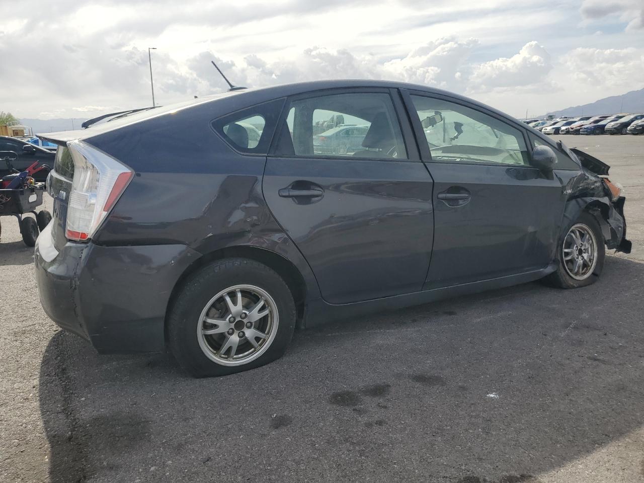 2010 Toyota Prius - Image 3
