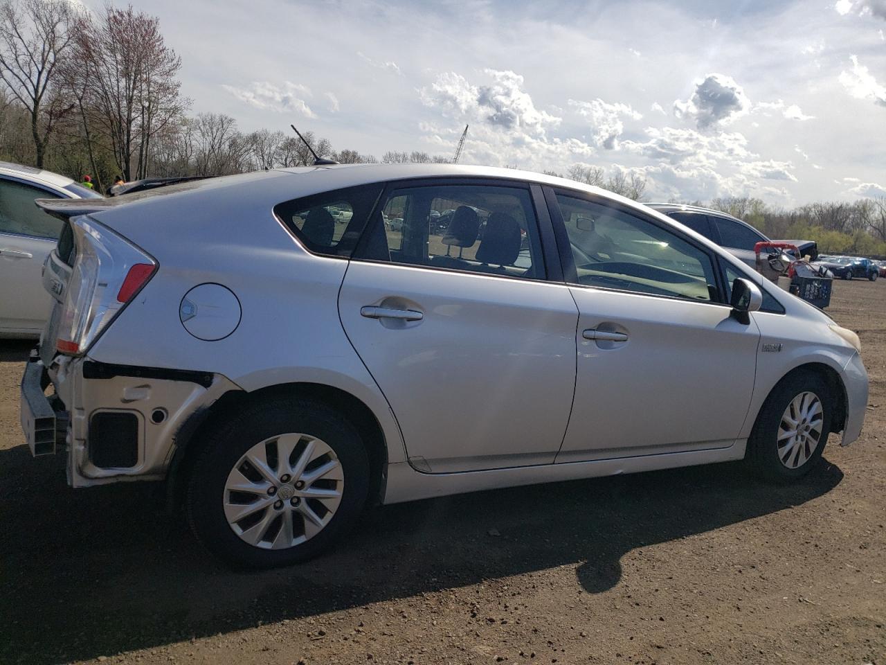 2013 Toyota Prius Plug-In - Фото 3