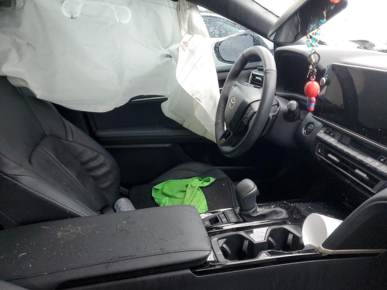 2025 Toyota Camry Xse - Image 7