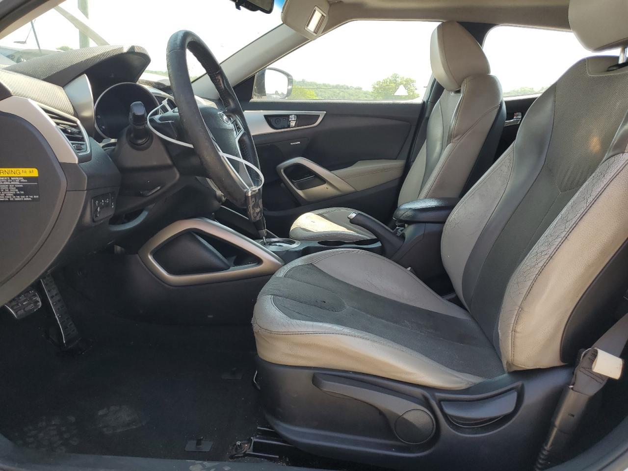 2012 Hyundai Veloster - Фото 7