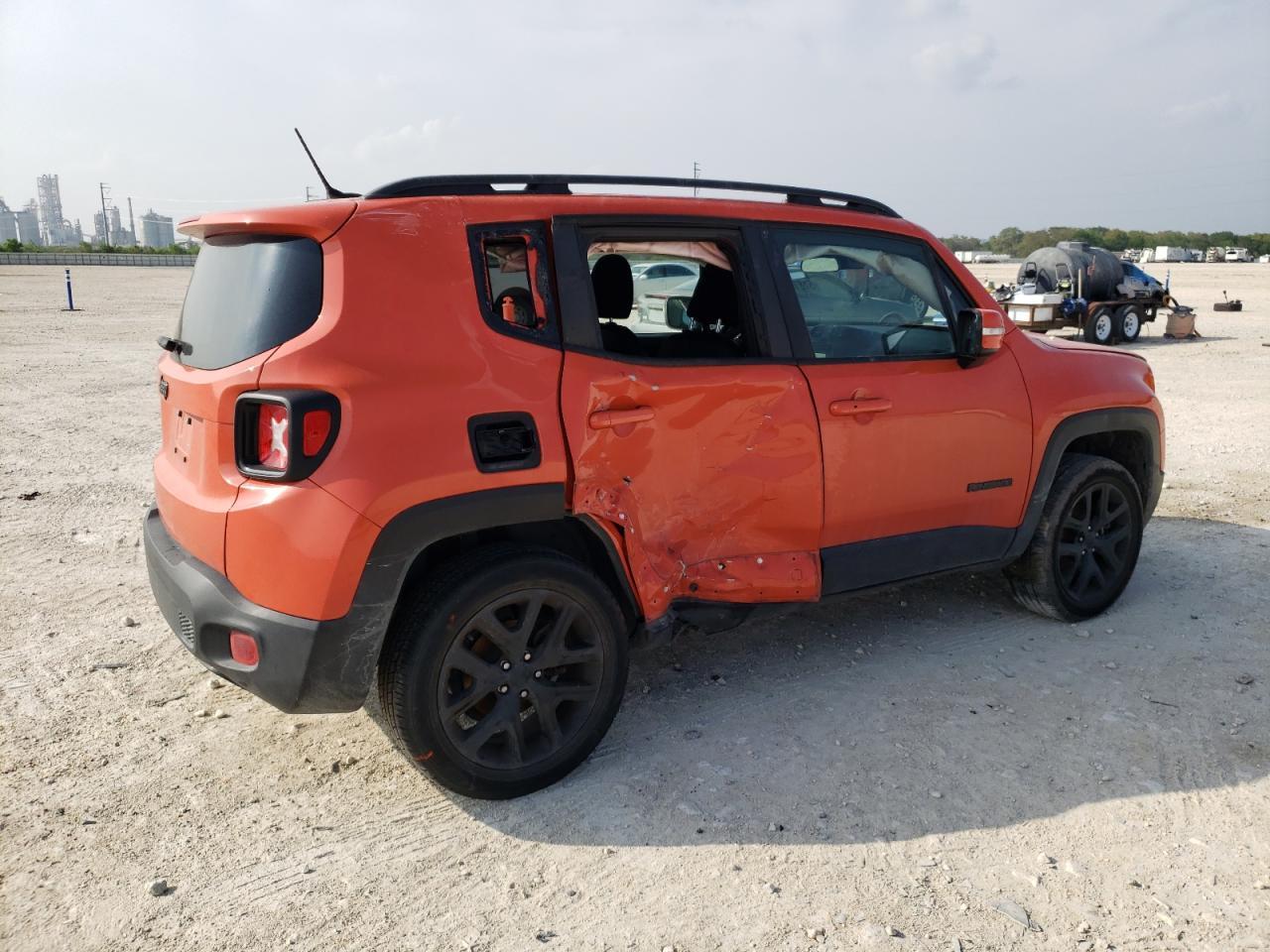 2017 Jeep Renegade Latitude - Фото 3
