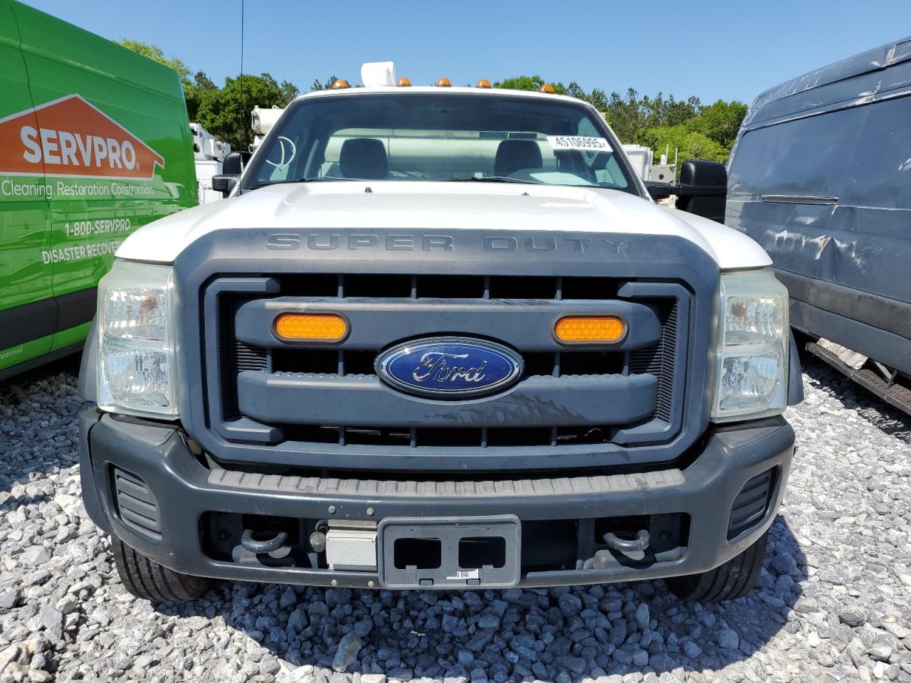 2015 Ford F450 Super Duty - Image 5