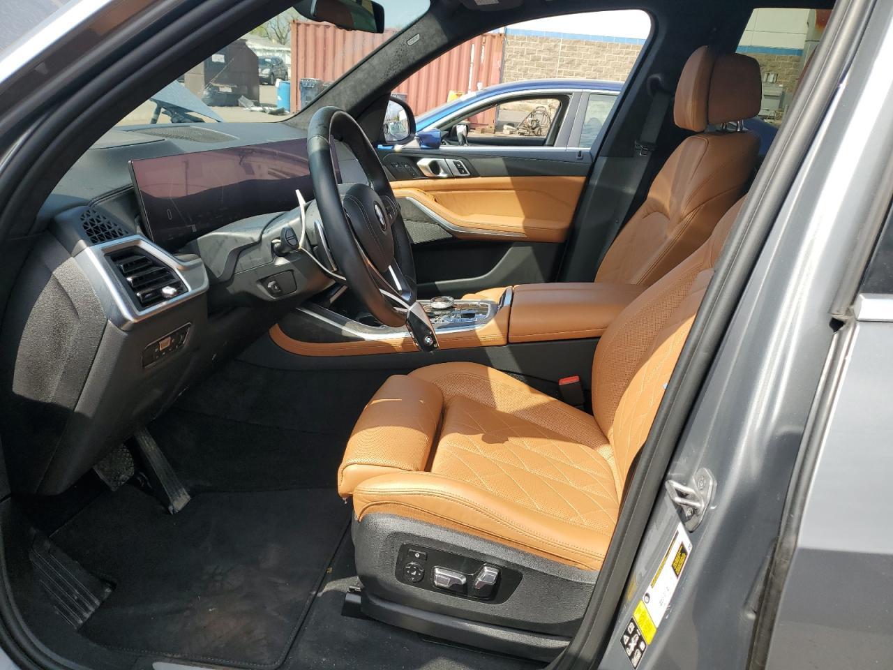 2023 BMW X7 xDrive40I - Image 7