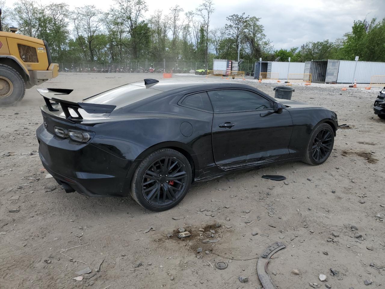 2022 Chevrolet Camaro Lt1 - Фото 3