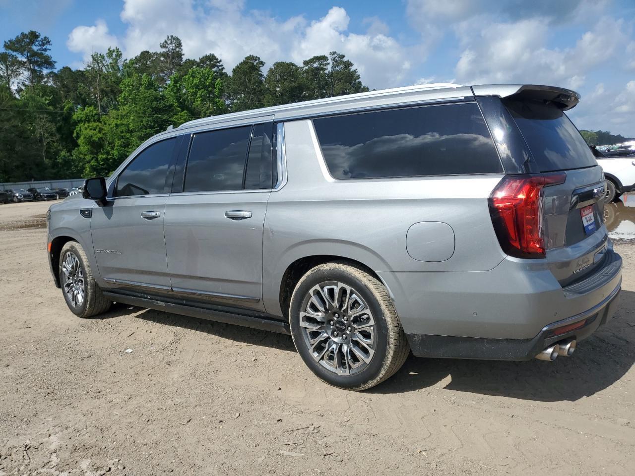 2023 GMC Yukon Xl Denali Ultimate - Фото 2