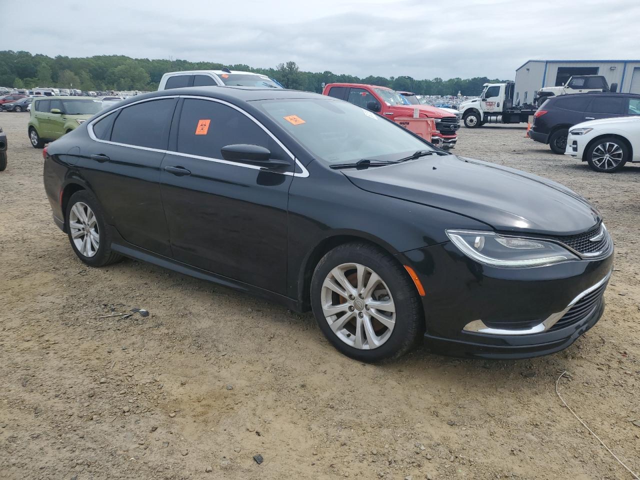 2017 Chrysler 200 Limited - Фото 4